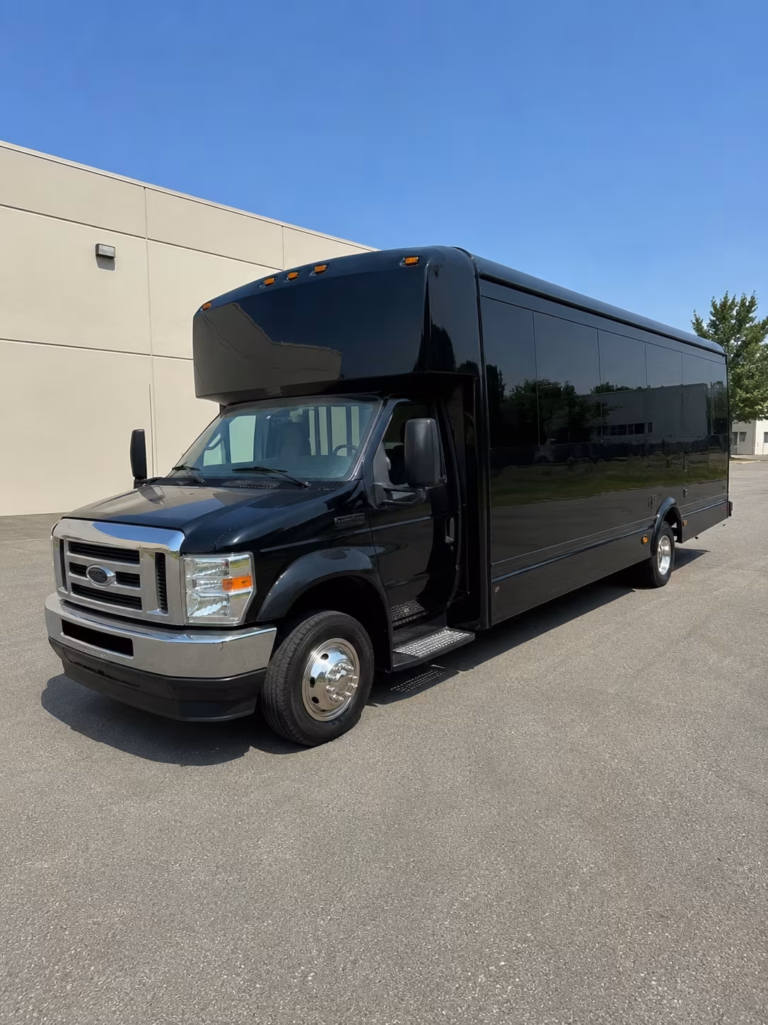 Central Texas Theatre (Vive Les Arts)